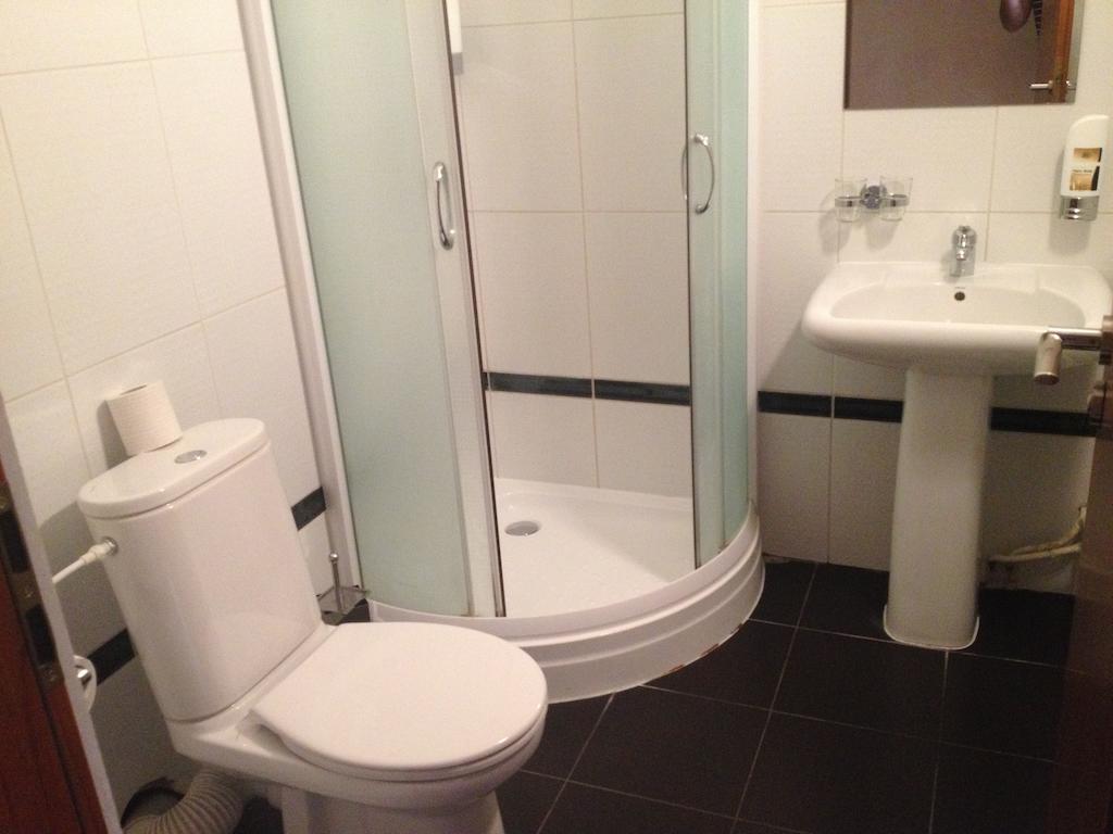 Garni Hotel Cosmopolitan Senec Rum bild